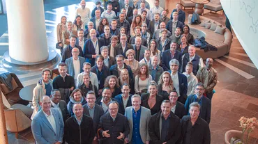 group-photo-hotel-2
